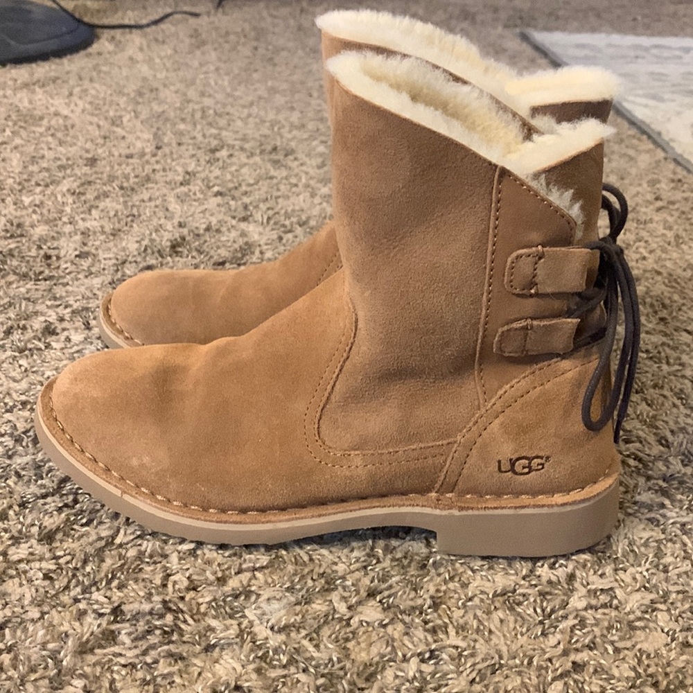 UGG Nayiah Boot